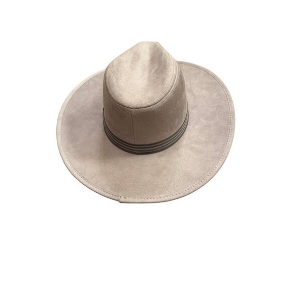 Wide-Brimmed Gray Suede Fedora Hat With Black Striped Band - Picture 5 of 6